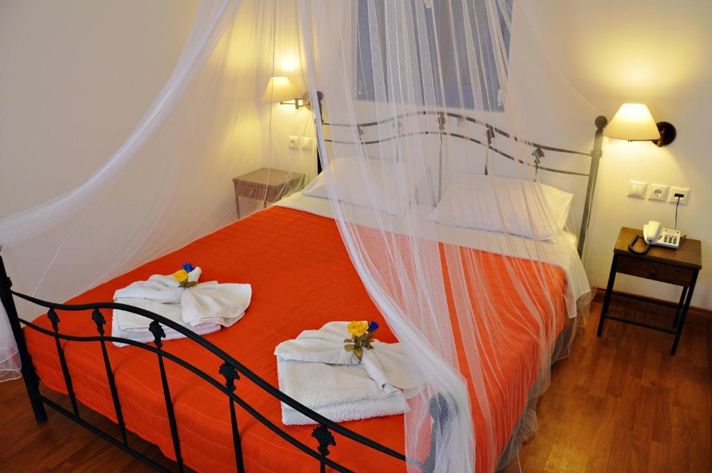 Ellibay Aparthotel Livadia  Exterior photo