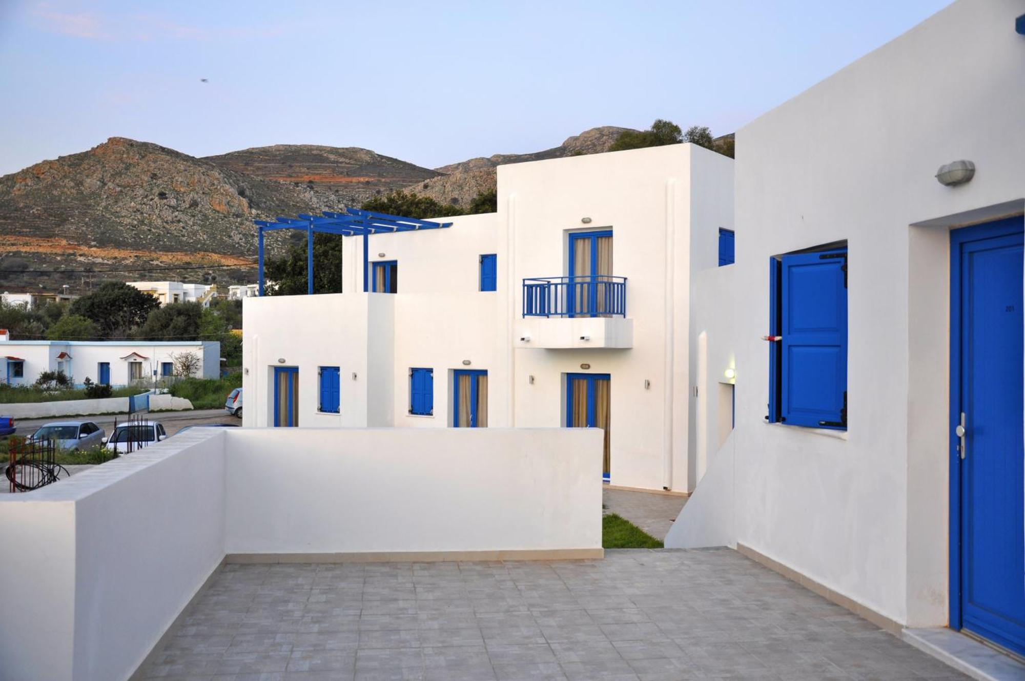 Ellibay Aparthotel Livadia  Exterior photo