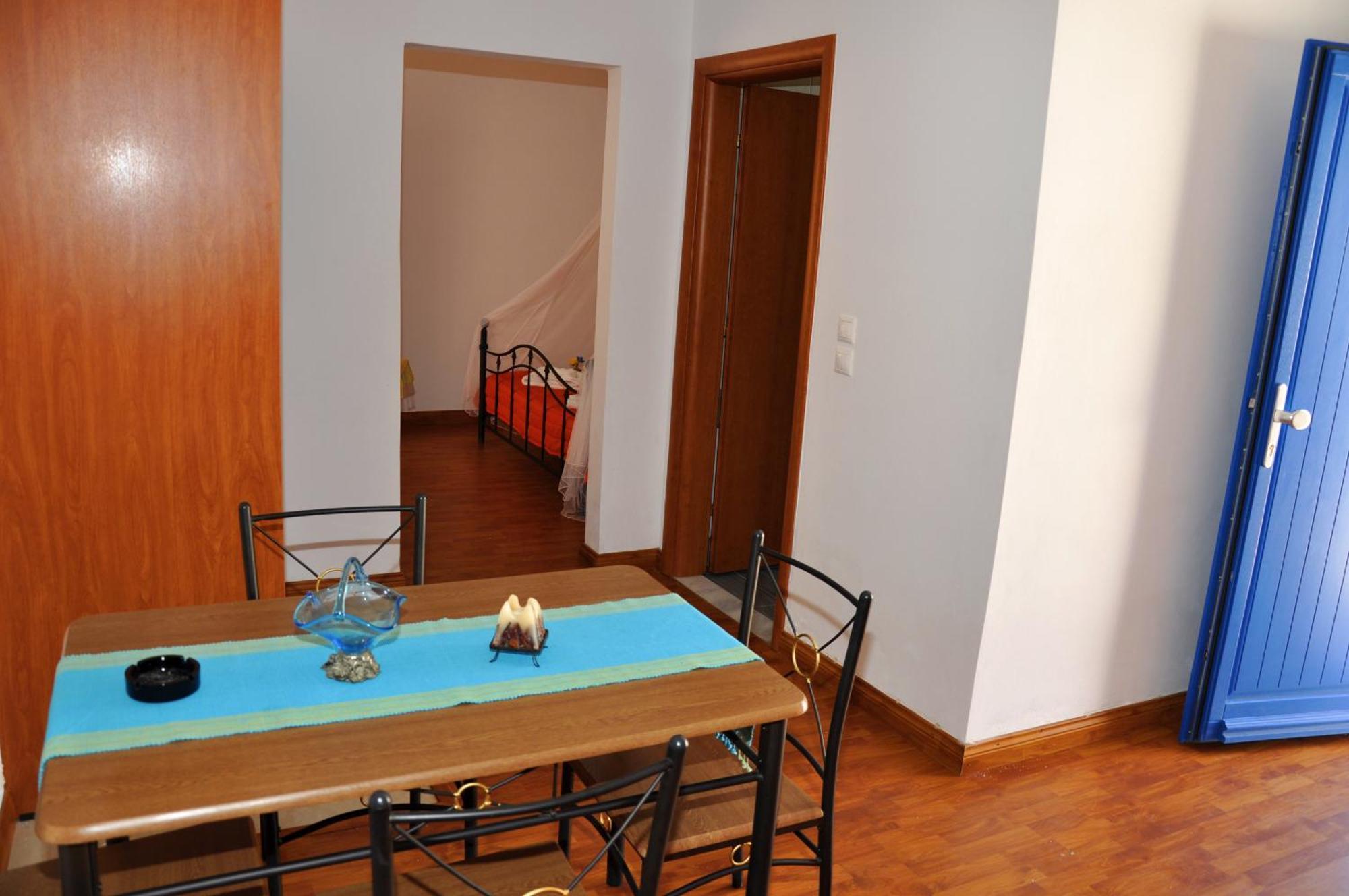 Ellibay Aparthotel Livadia  Exterior photo