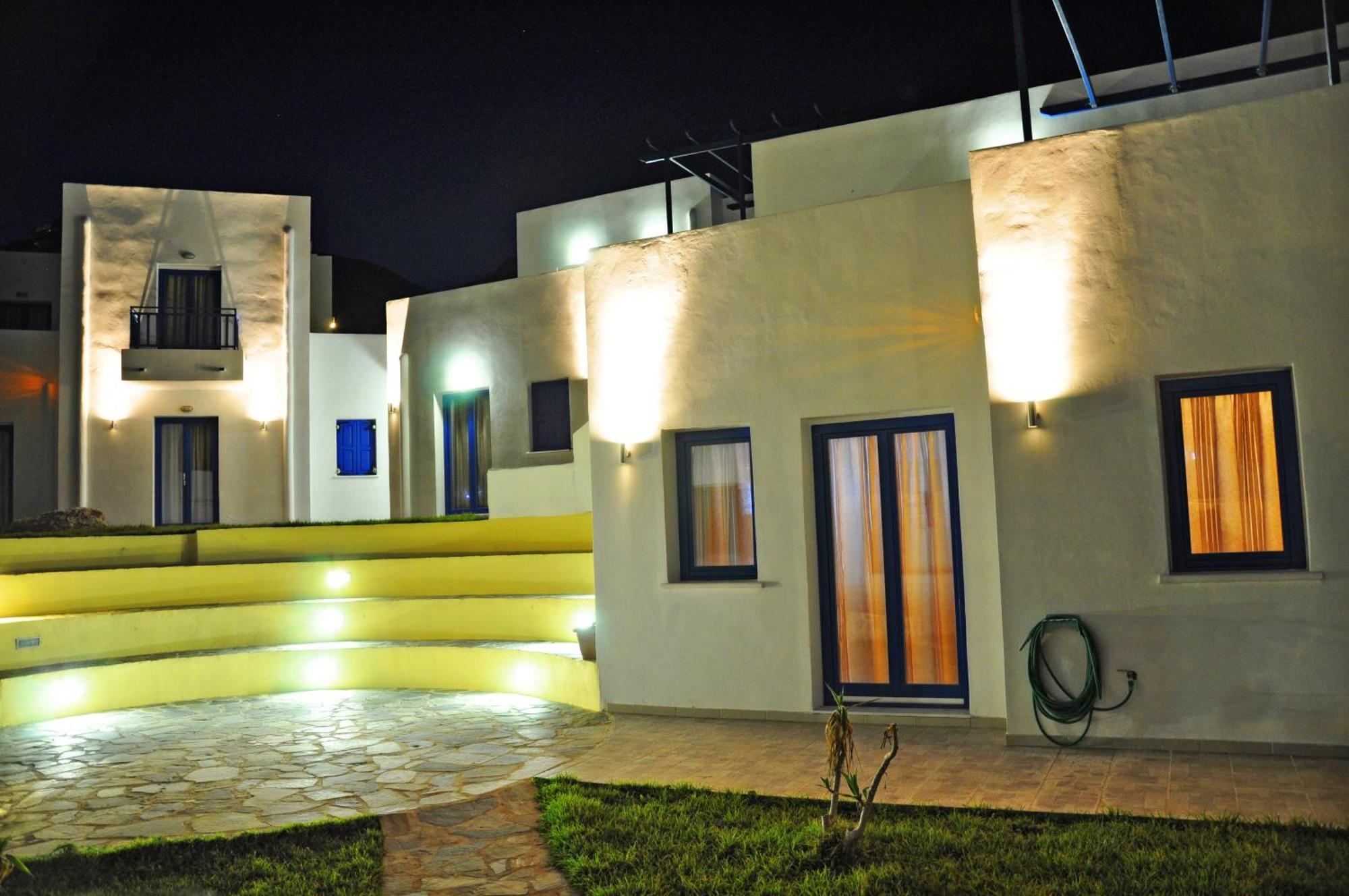 Ellibay Aparthotel Livadia  Exterior photo