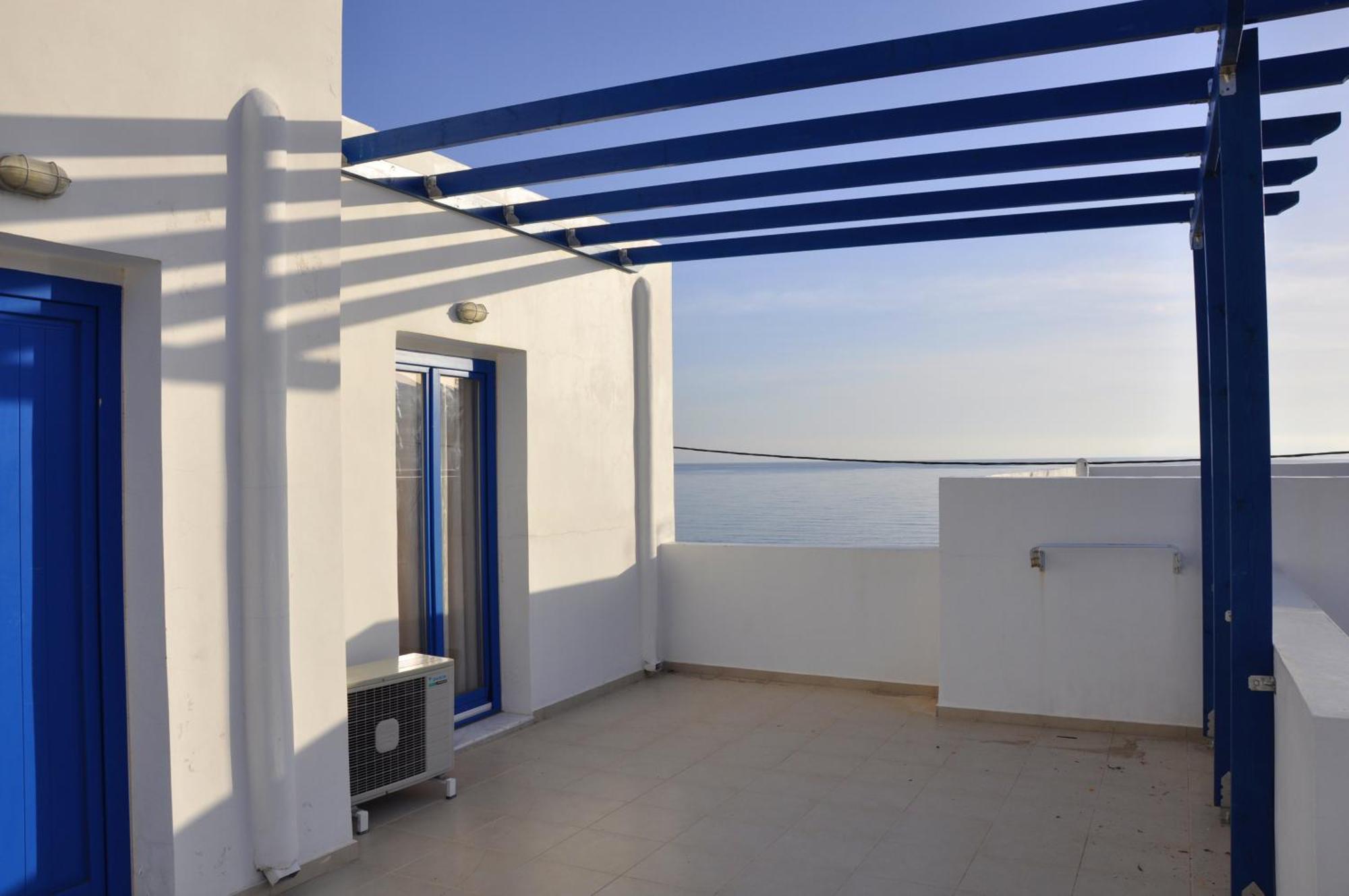 Ellibay Aparthotel Livadia  Exterior photo