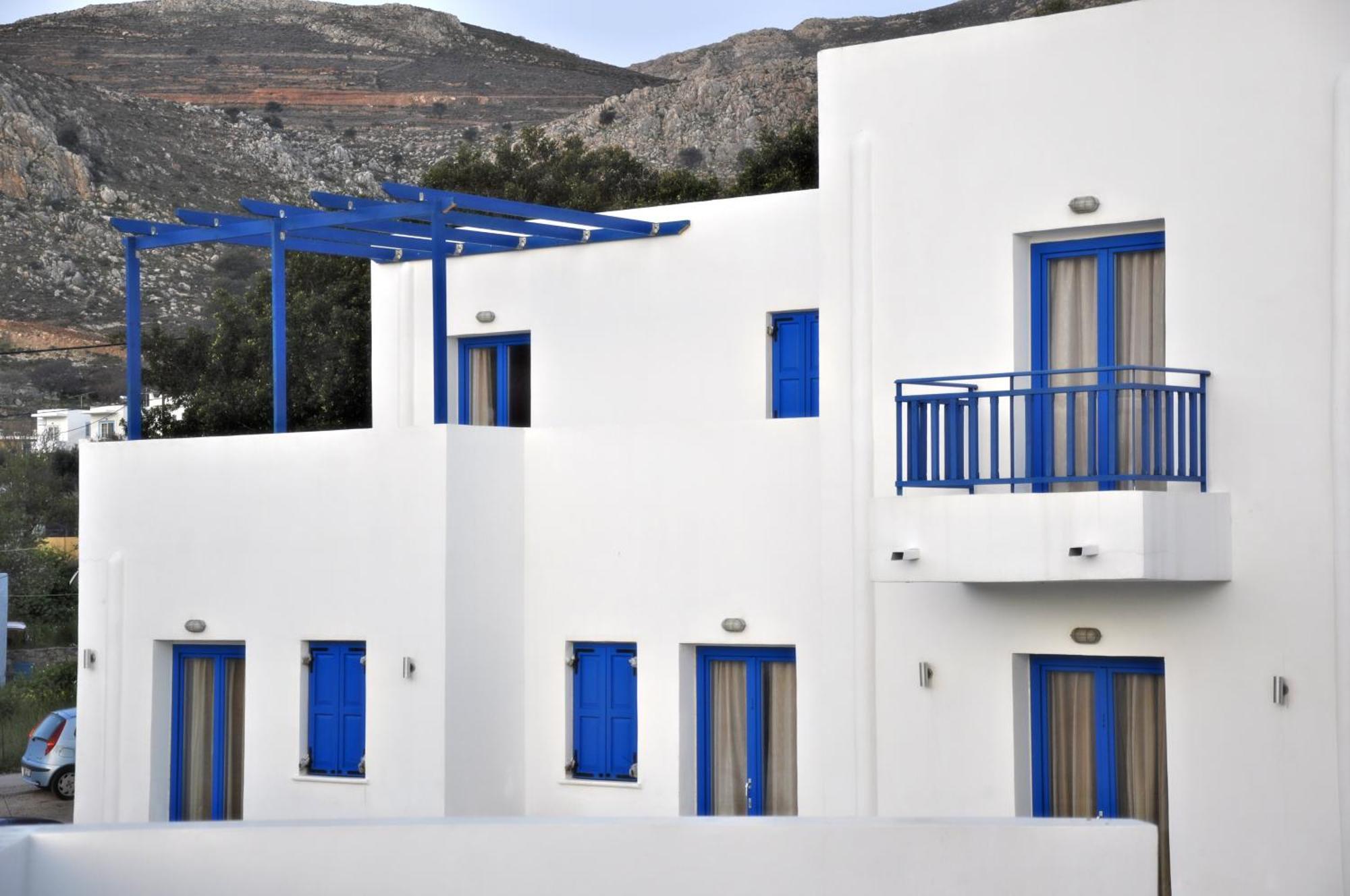 Ellibay Aparthotel Livadia  Exterior photo