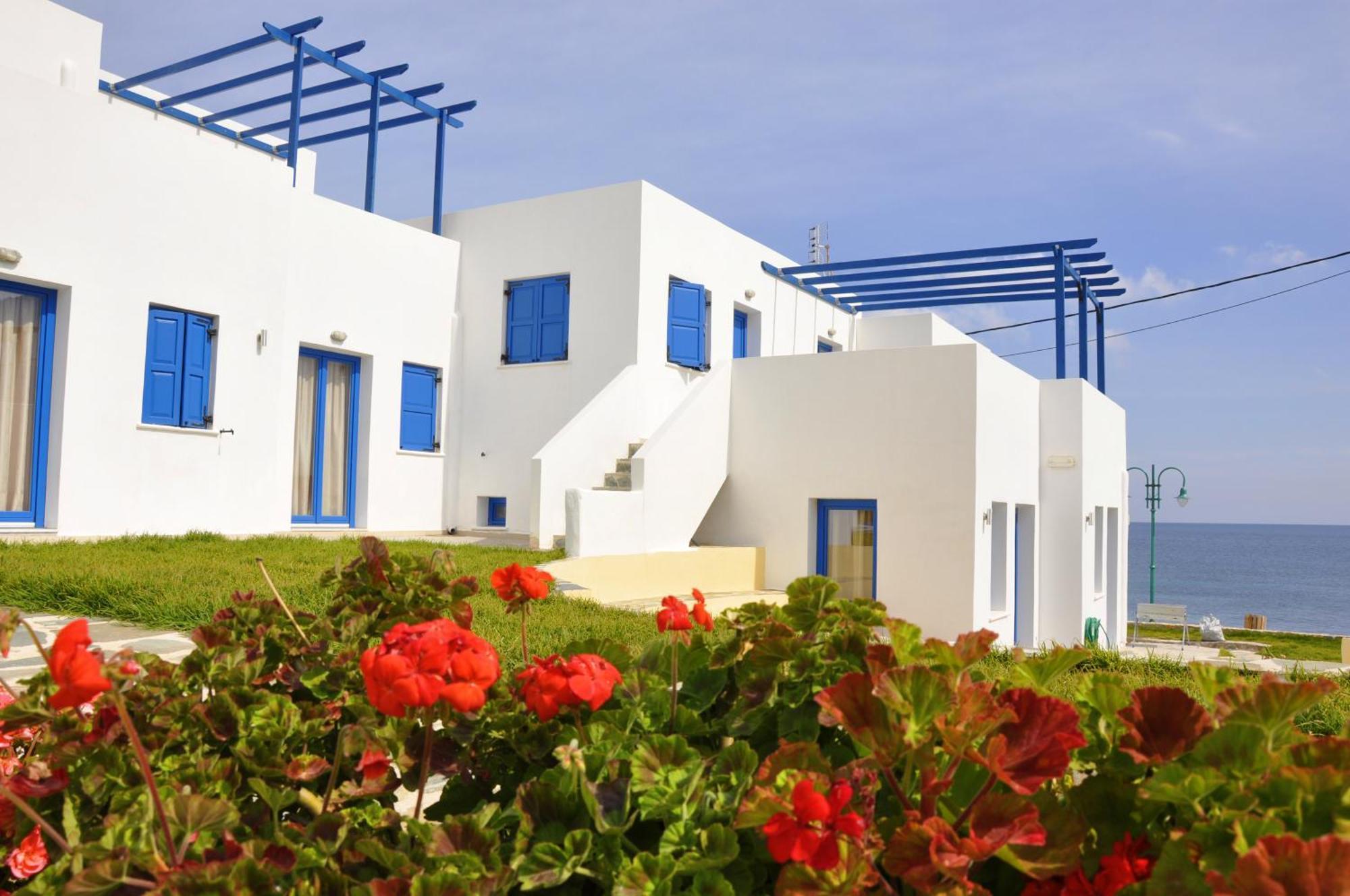 Ellibay Aparthotel Livadia  Exterior photo