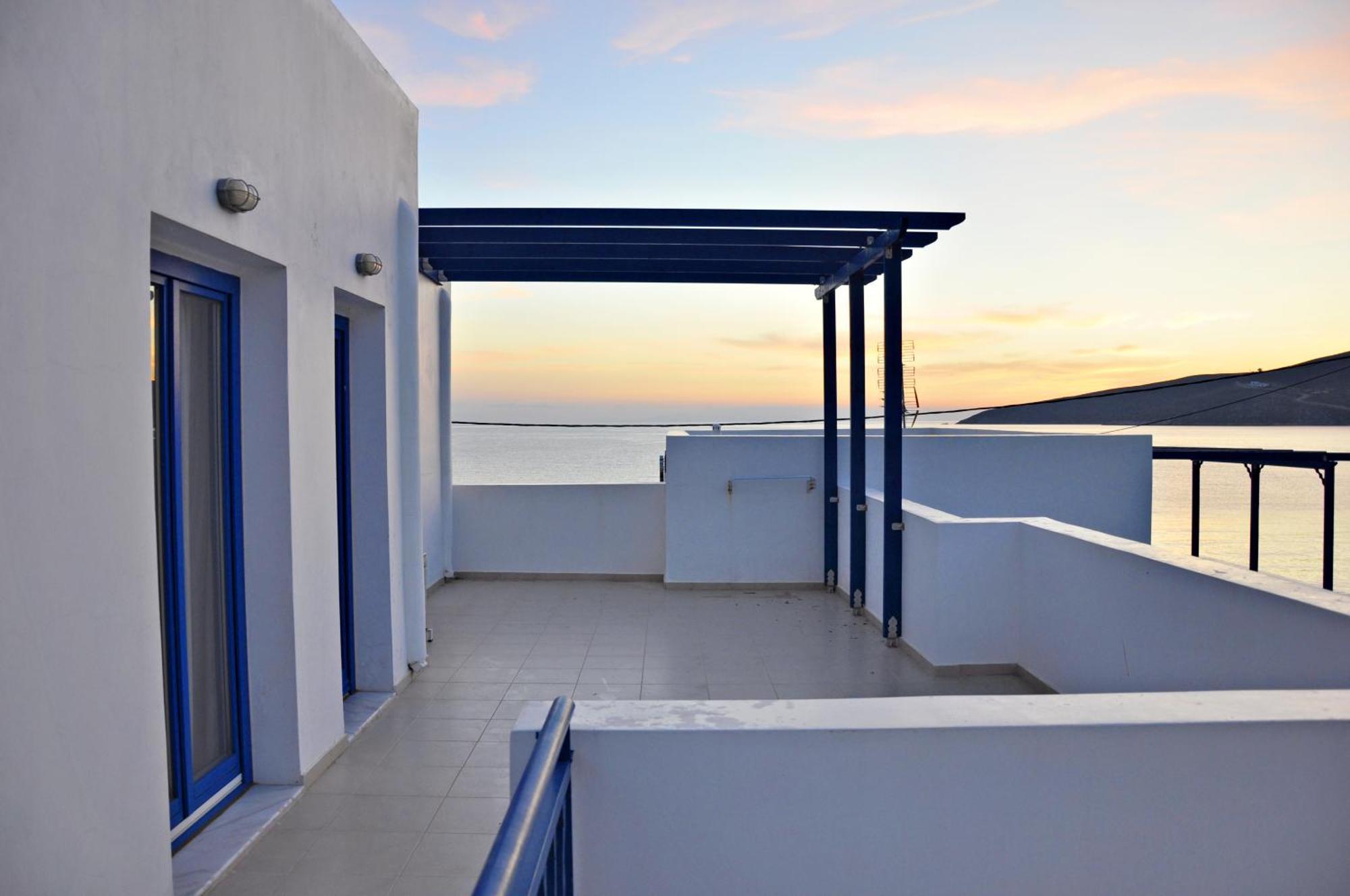 Ellibay Aparthotel Livadia  Exterior photo