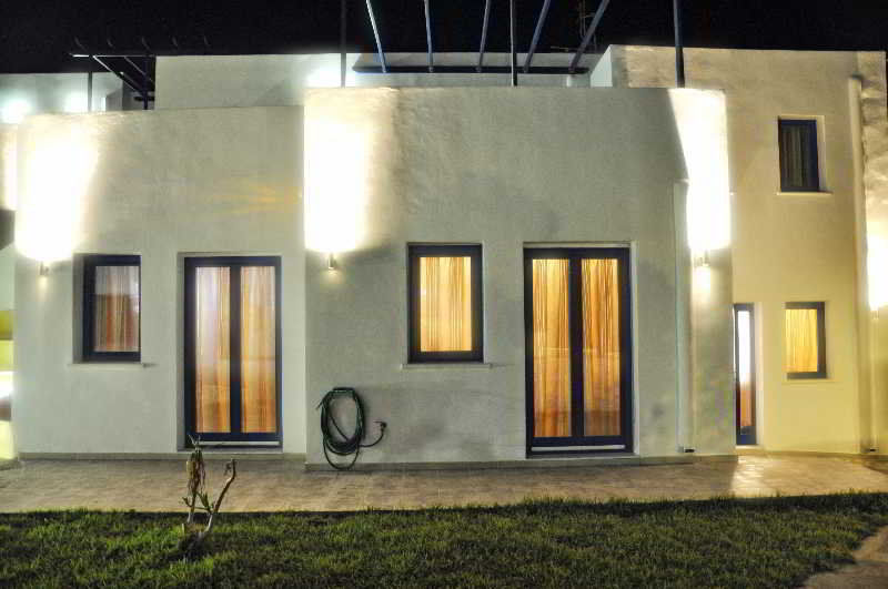 Ellibay Aparthotel Livadia  Exterior photo